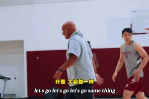 麻省大学晒球队训练视频 王俊杰在列
