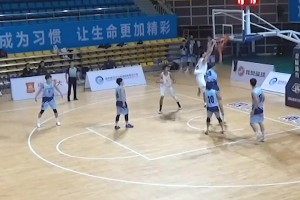 这球太炸裂了