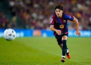 世体：埃斯帕特对决克瓦拉茨赫利亚表现抢眼，后者发挥不佳还